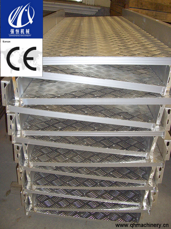 高空作業(yè)吊籃在作業(yè)過程中遇高壓線不能工作怎么處理 高空作業(yè)吊籃在作業(yè)過程中遇高壓線不能工作怎么處理